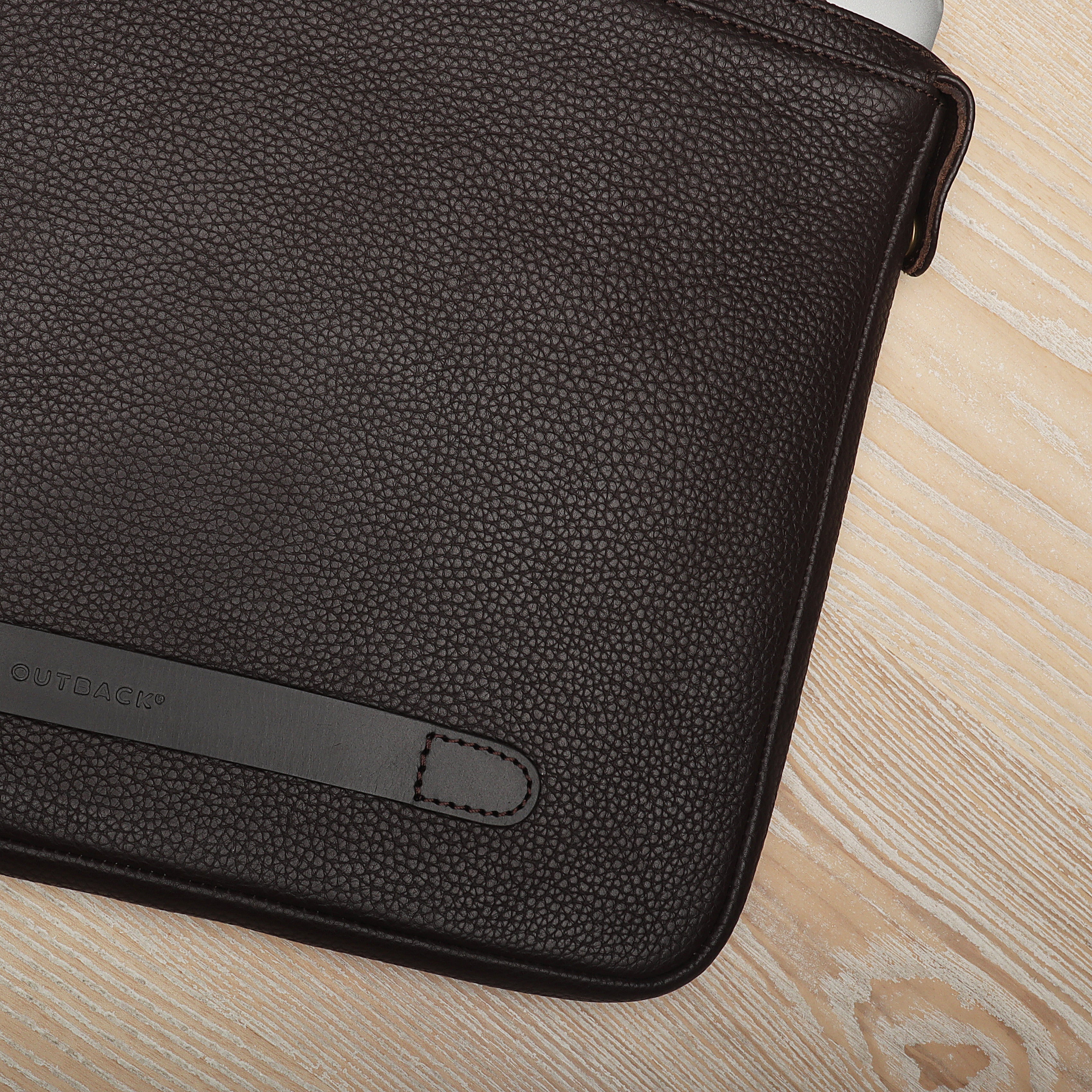 Kent Laptop Case
