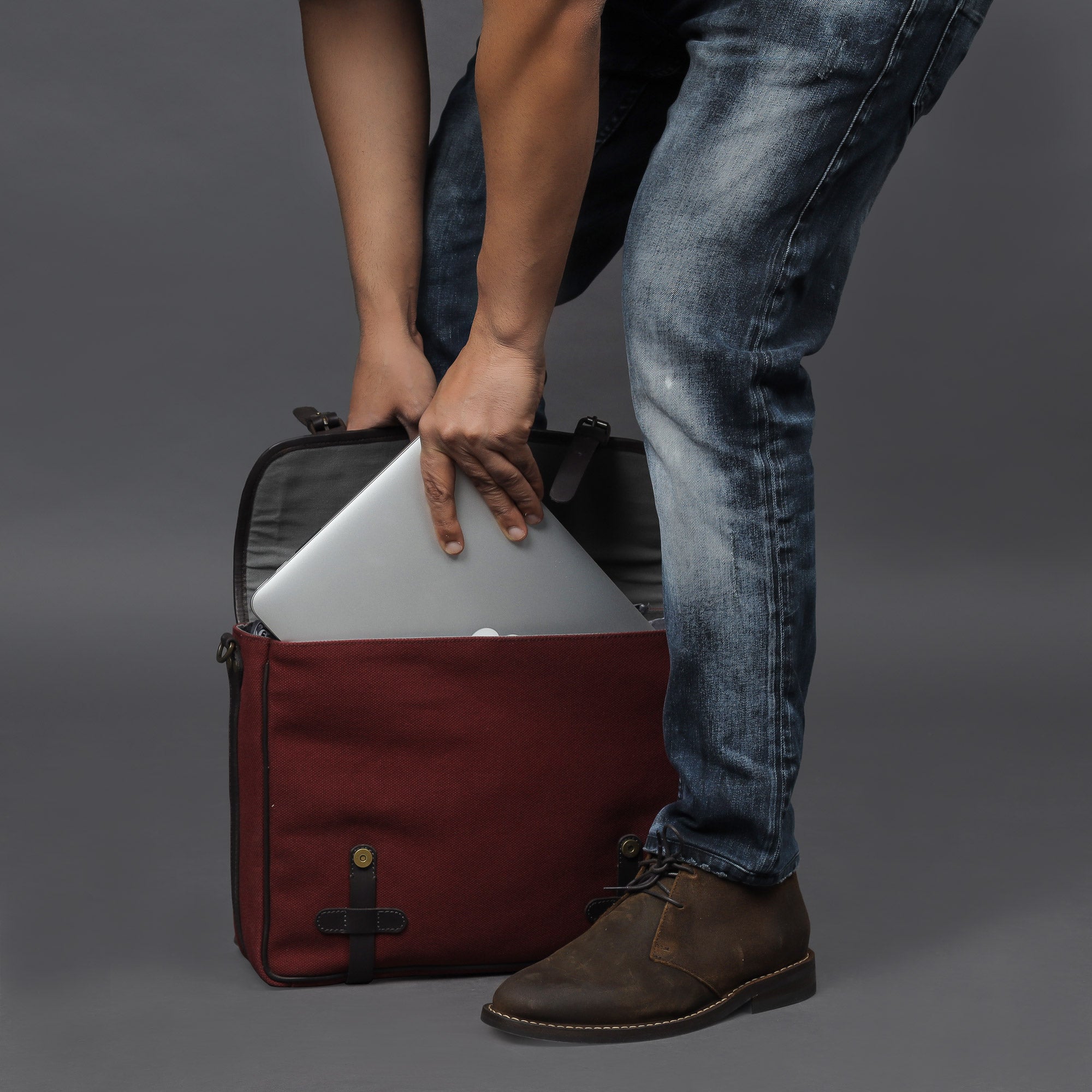 Oslo Canvas Messenger  Bag