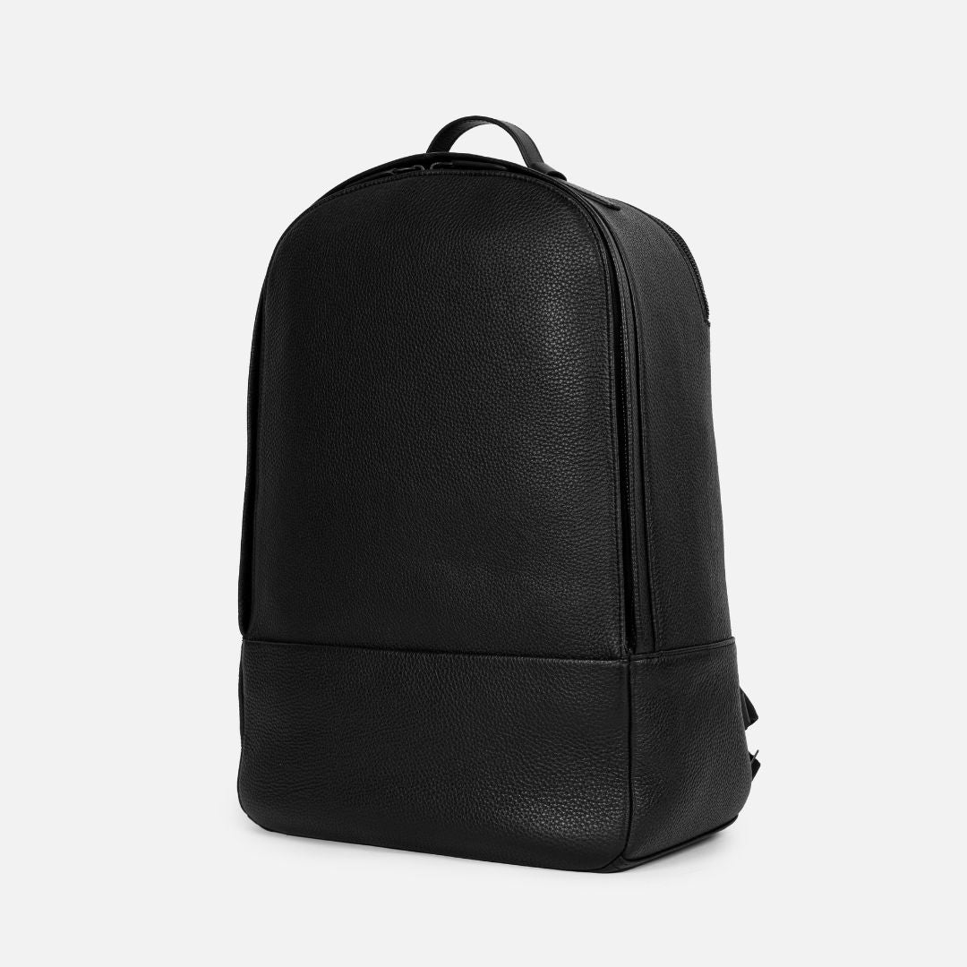 Premium Leather Backpacks for Modern Travelers | Outback Outback World Premium Leather Backpacks for Modern Travelers | Outback Outback World