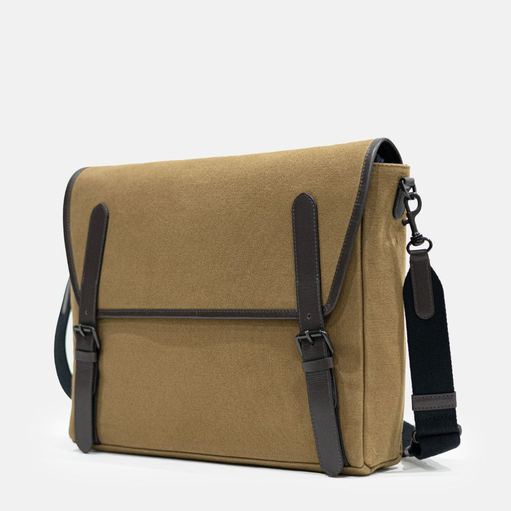 Metro Canvas Messenger Bag