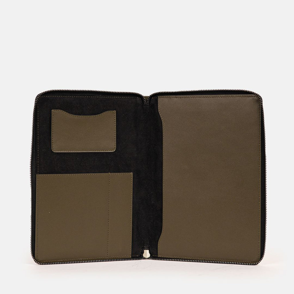 Satori Organiser in Olive, Full-Grain Leather — view 3