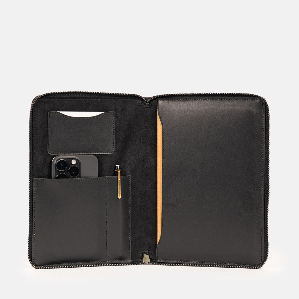 Satori Organiser in Black, Full-Grain Leather — view 4