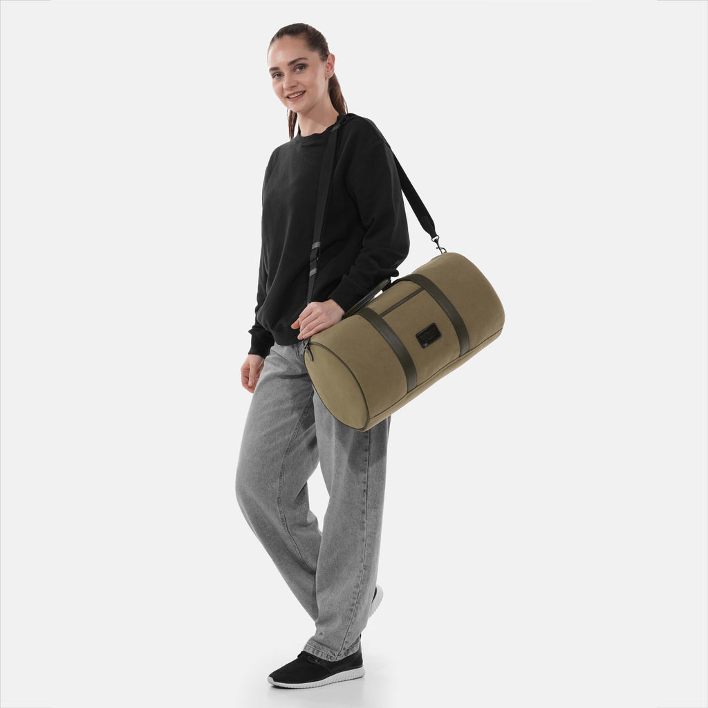 Miami Canvas Gym Bag in Green, Full-Grain Leather & Canvas — view 7