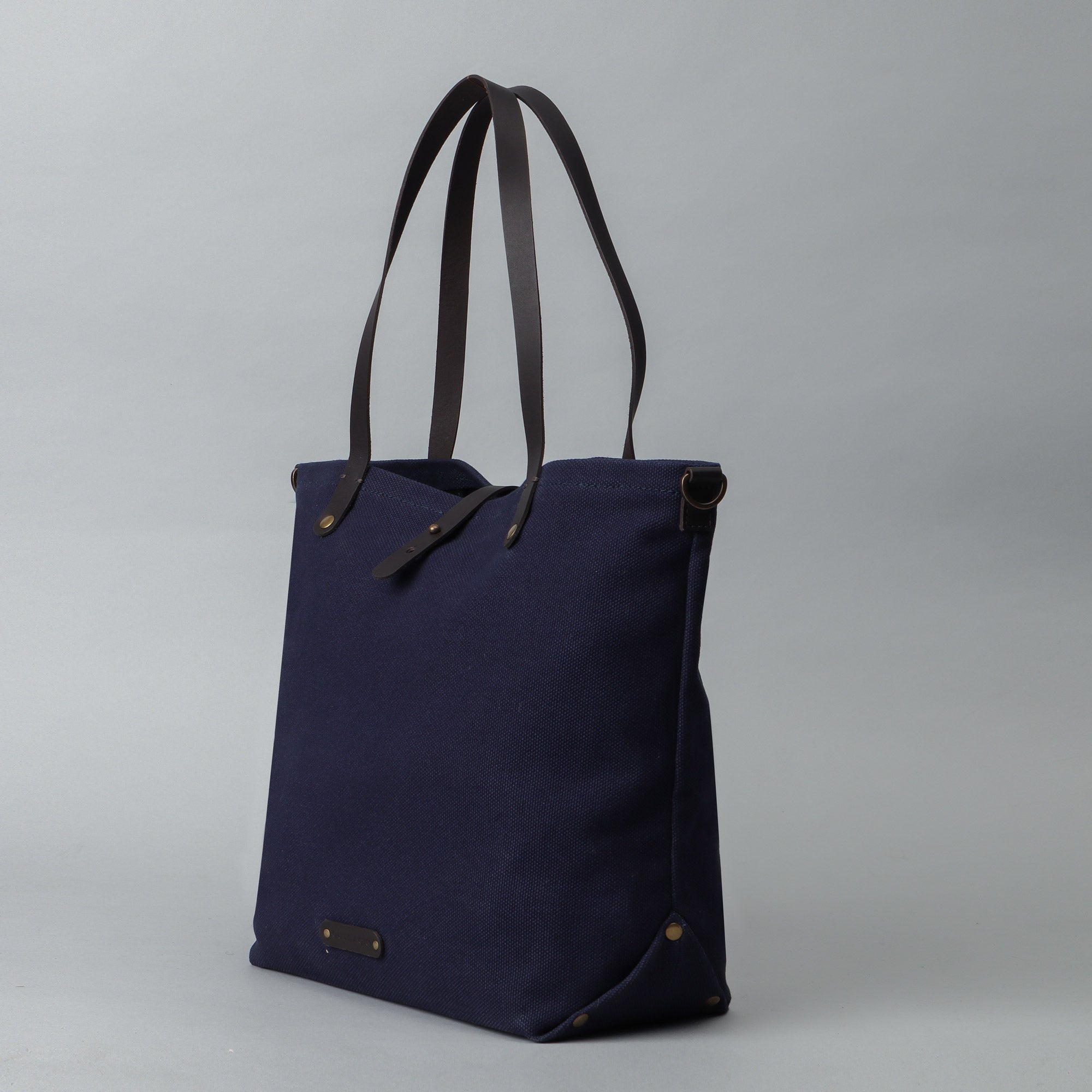Canvas tote for collge