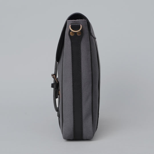 Oslo Canvas Messenger Bag