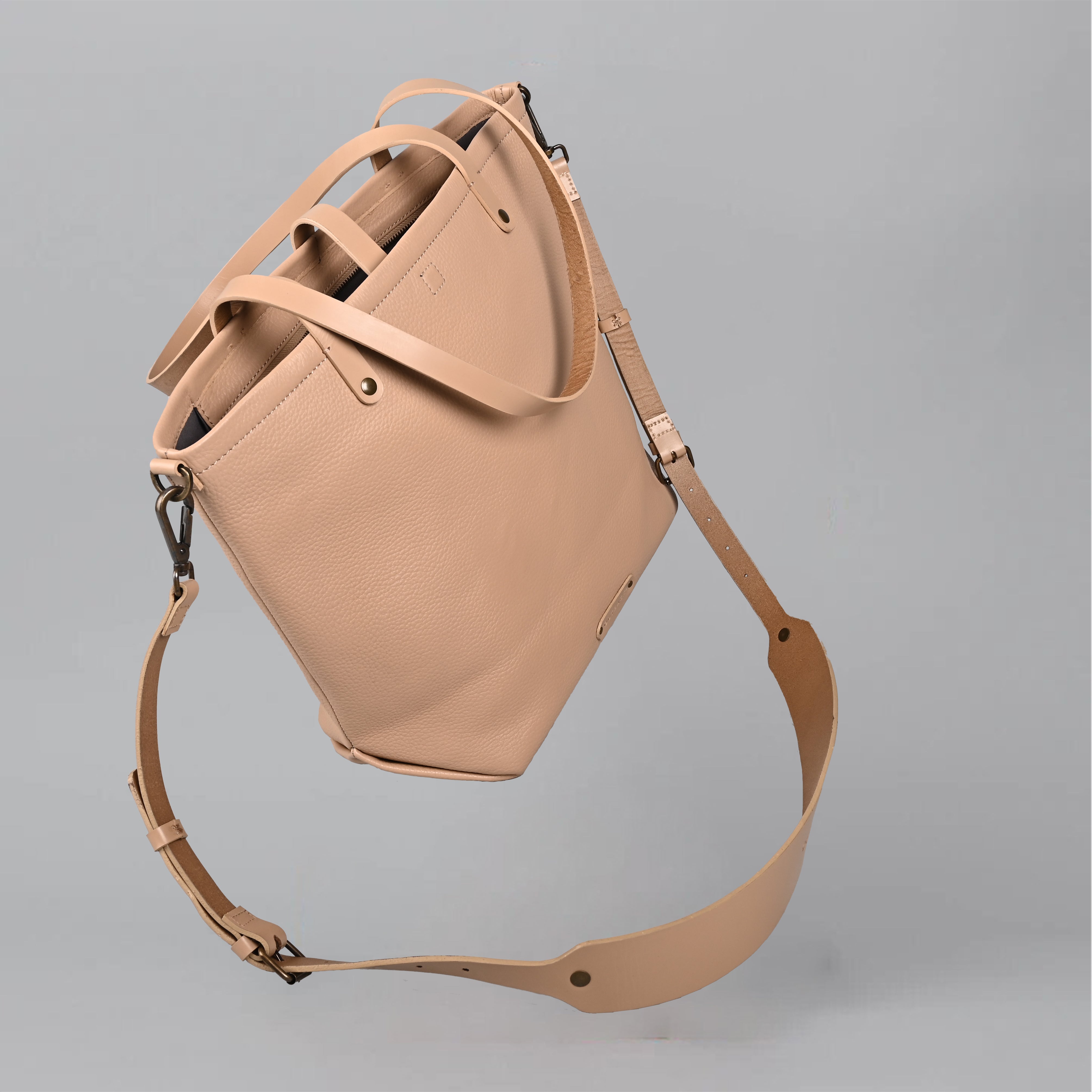 Dublin Leather Tote