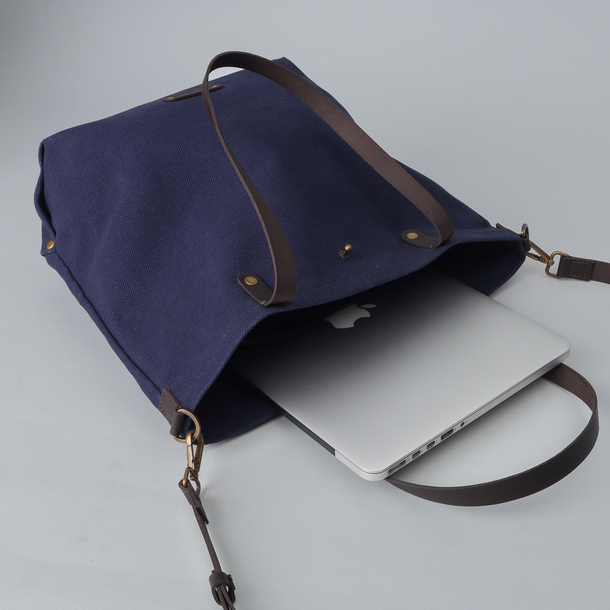 Laptop canvas tote