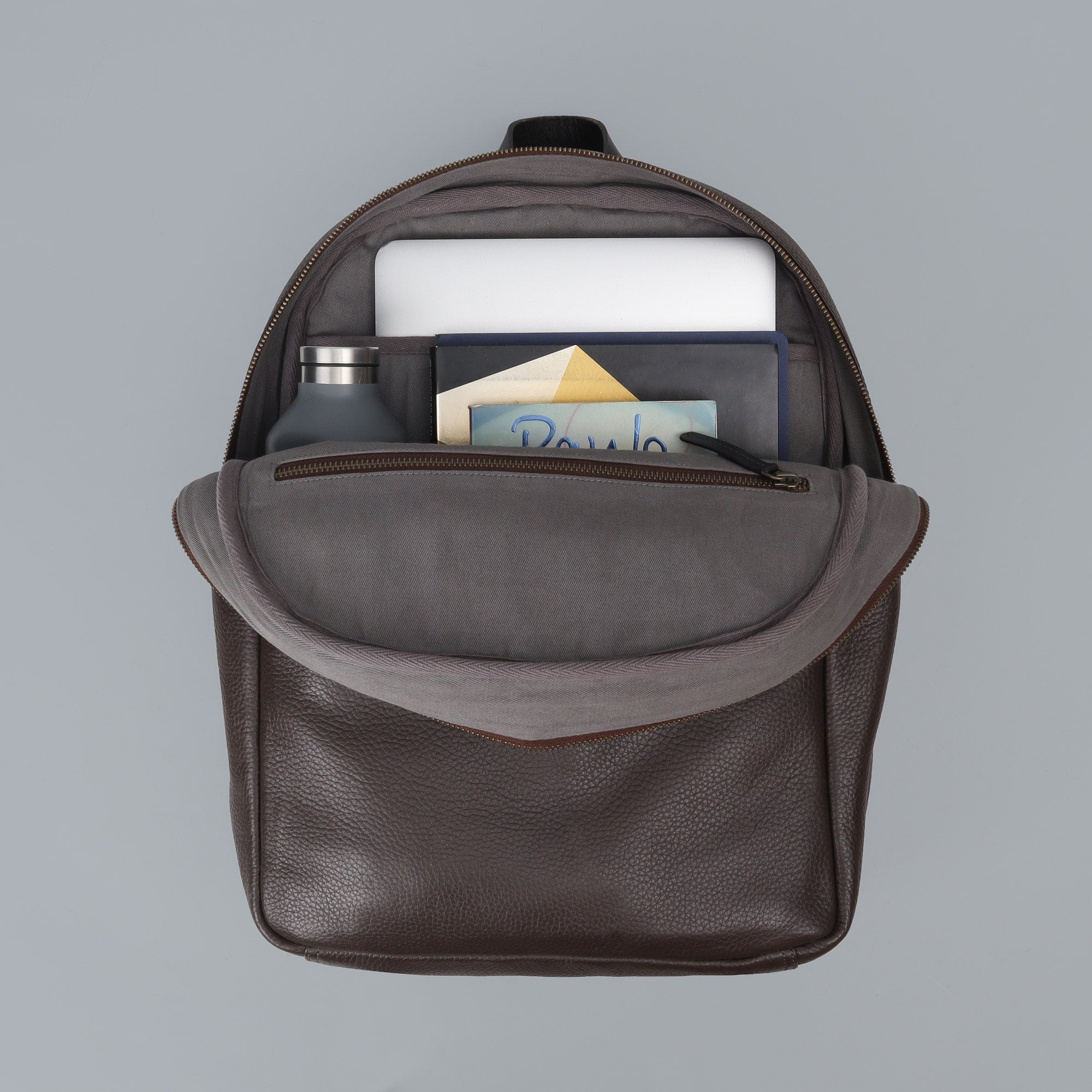 leather backpack for travelling