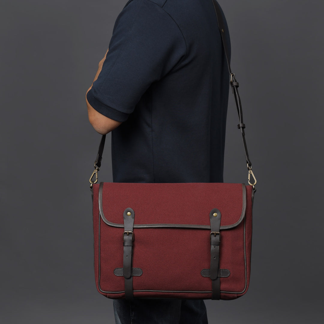 Oslo Canvas Messenger  Bag
