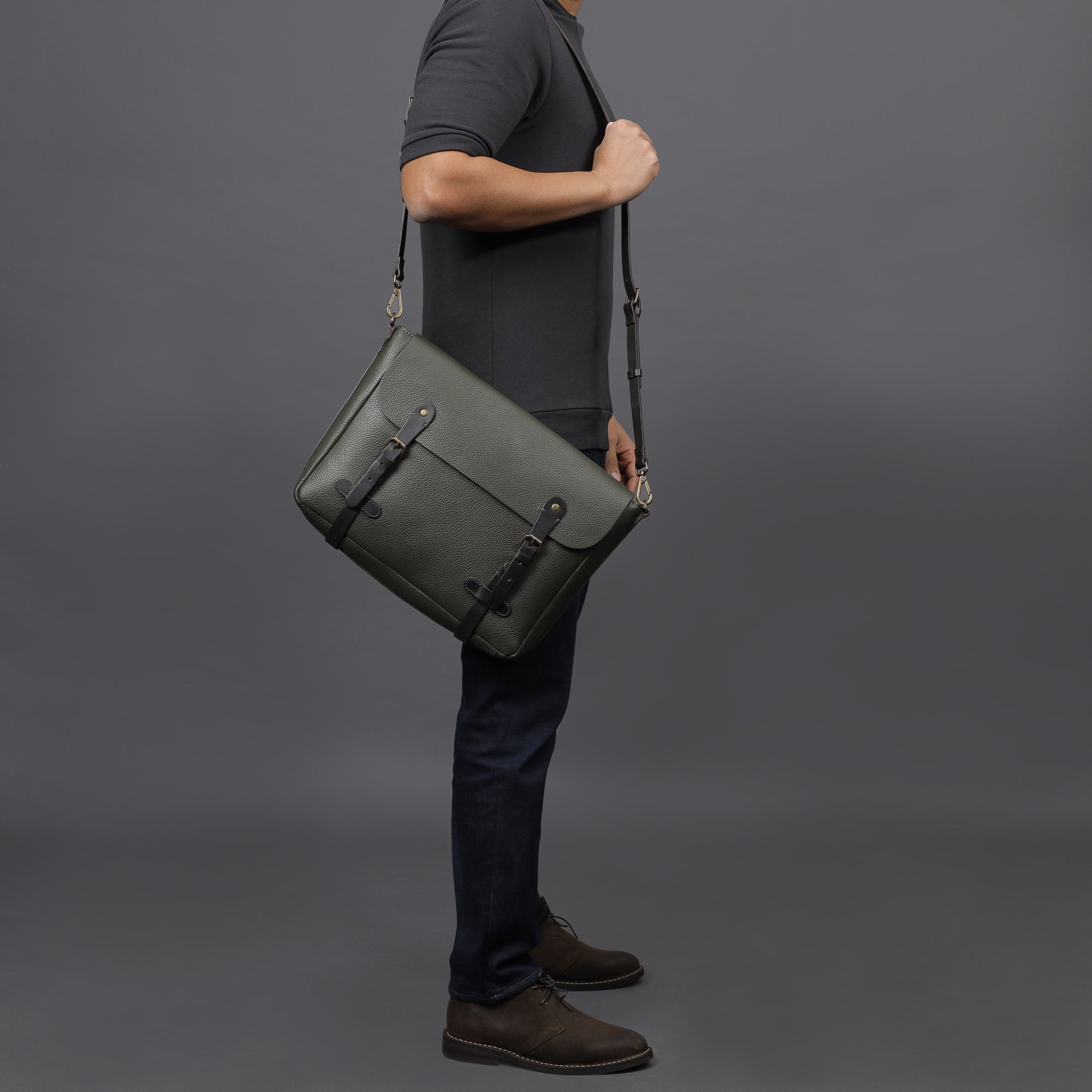 Oslo Leather Messenger Bag
